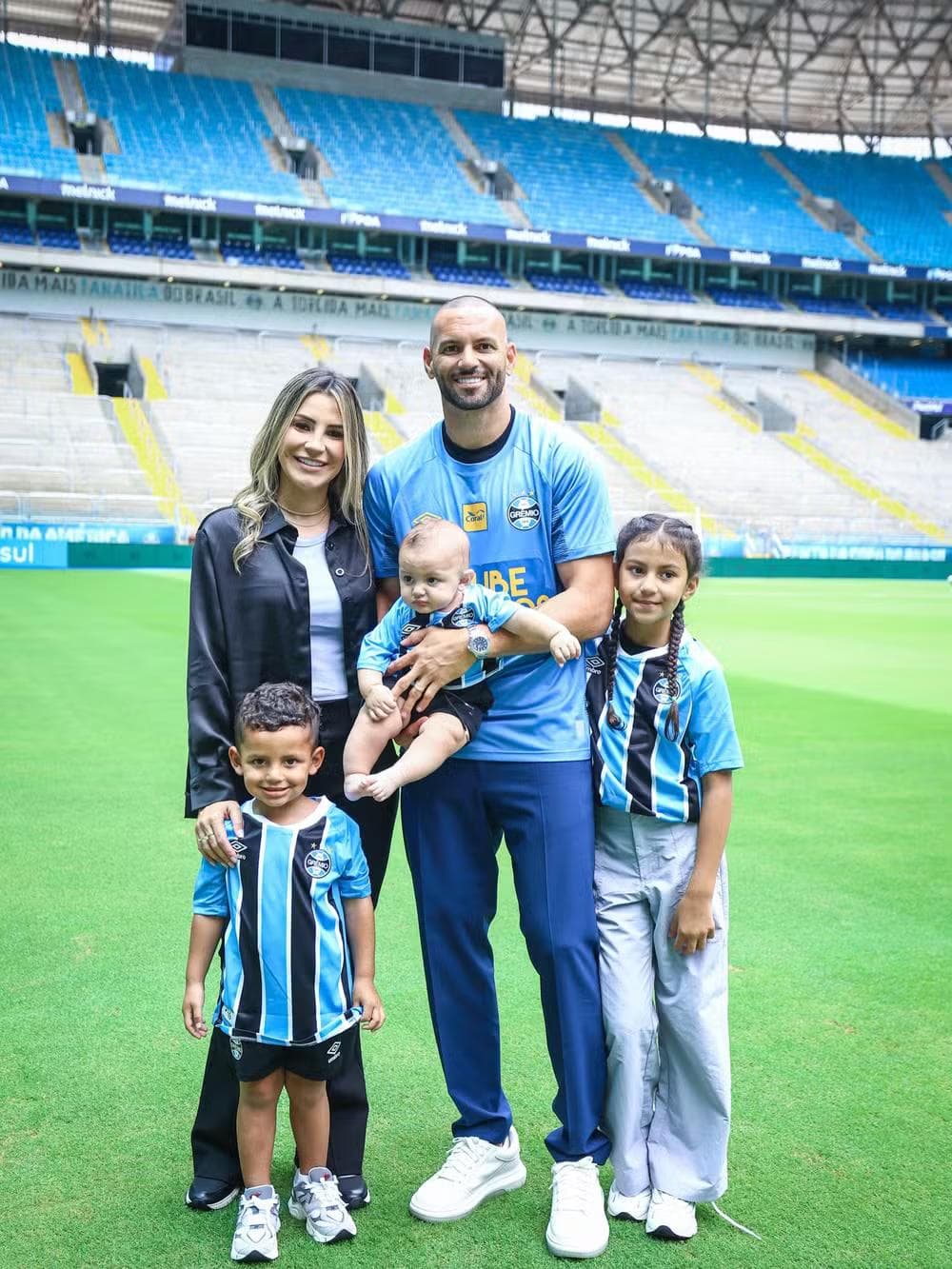 O casal Jaqueline Maoski e Weverton mora hoje no Rio Grande do Sul — Foto: Reprodução