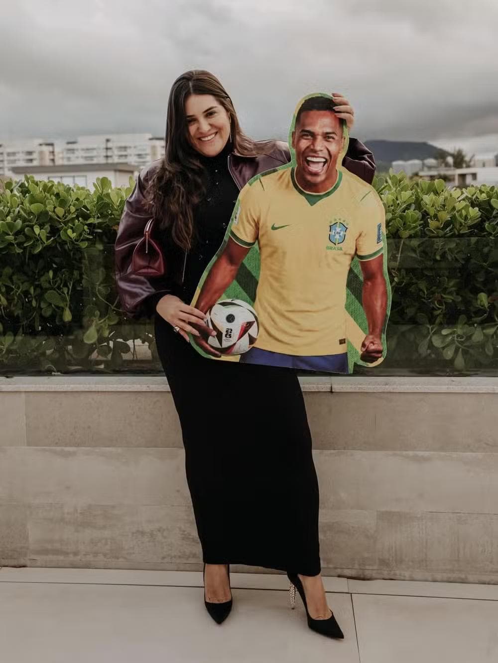 Natália Regina tem um perfil fechado no Instagram e uma segunda conta onde divulga seu trabalho como stylish — Foto: Reprodução