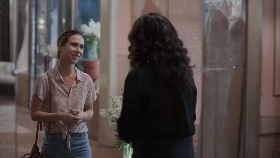Lucélia leva os vestidos do casamento duplo em Três Graças — Foto: Globo