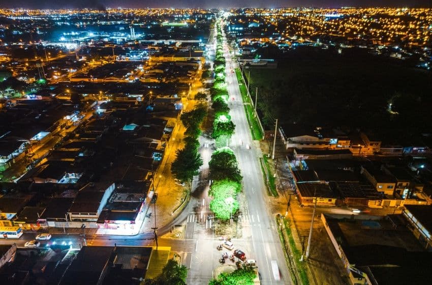 Iluminação em LED, no Eustáquio Gomes. Foto: Secom Maceió