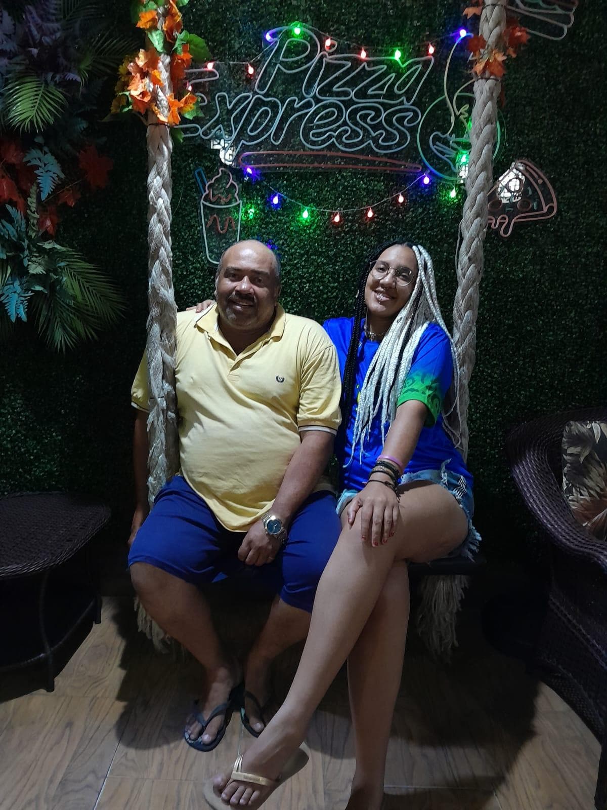 Virgílio com as filhas Lara e Sarah. Foto: Secom Maceió