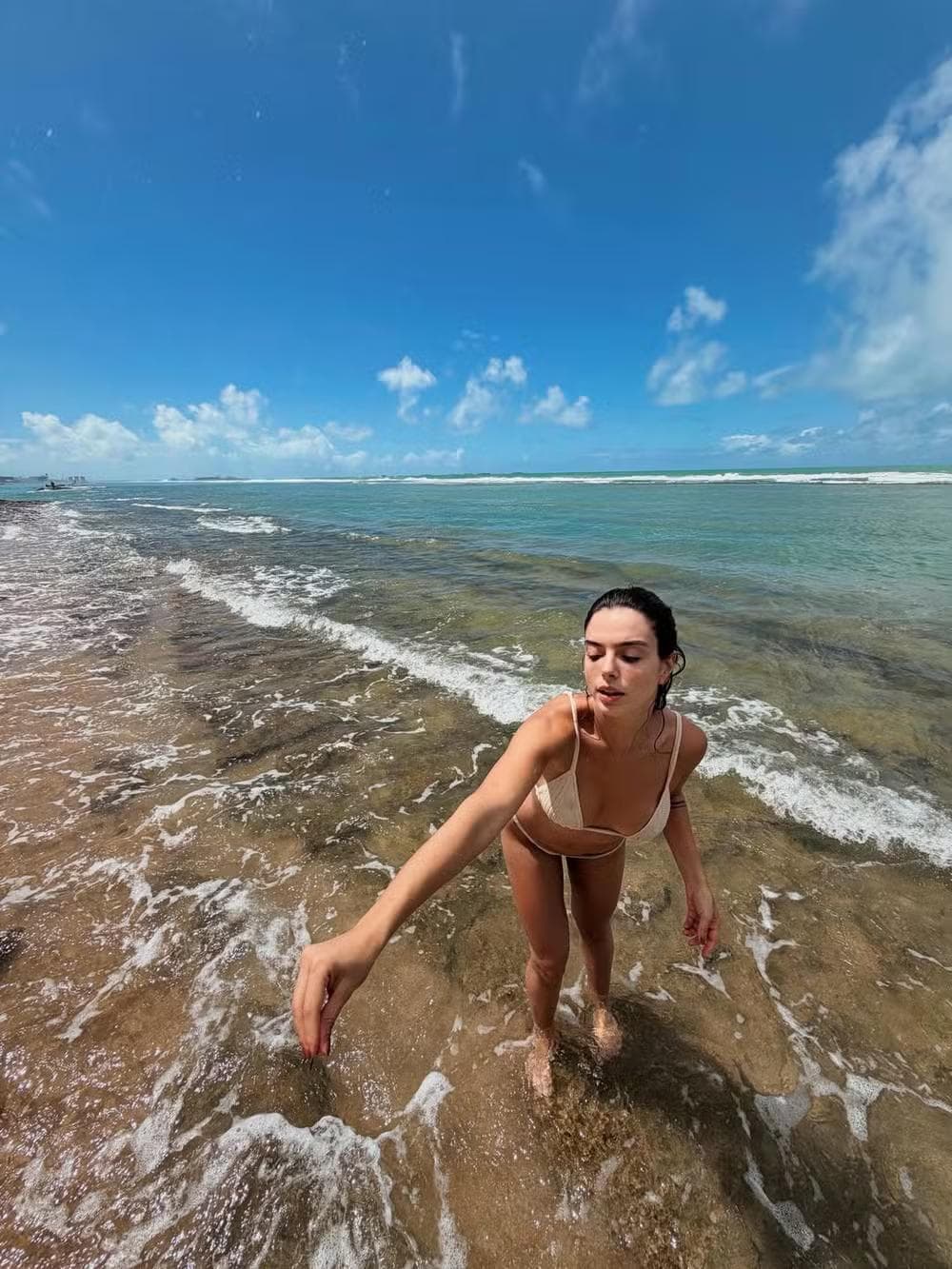 Giovanna Lancellotti de biquíni — Foto: Reprodução/ Instagram @gilancellotti