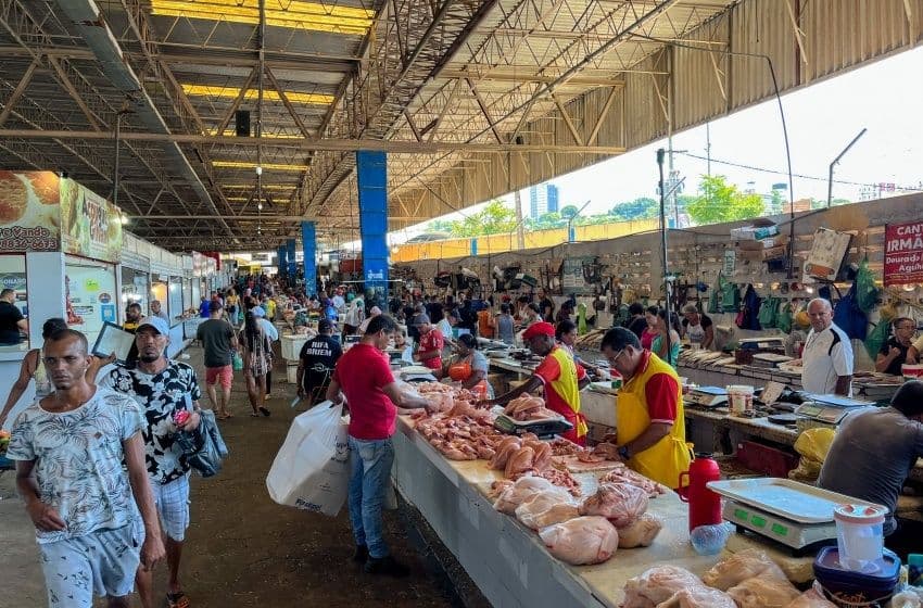 Mercados e feiras vão funcionar em horário especial no feriado. Foto: Secom Maceió