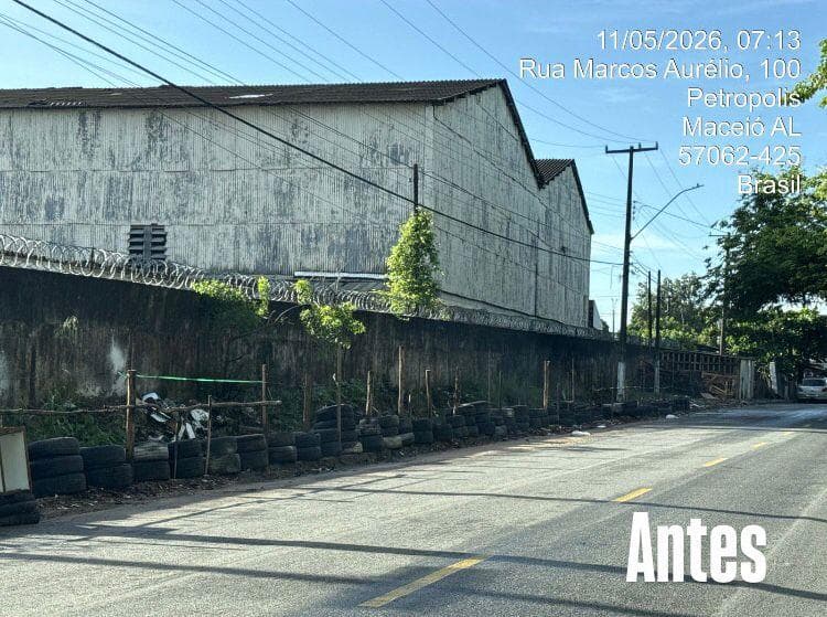 Antes e depois da remoção das cercas em vias públicas no Petrópolis. Foto: Ascom Semsc