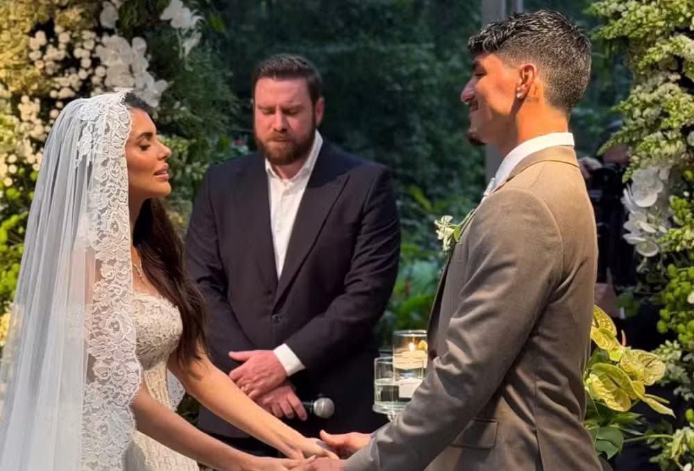 Isabelle Arantes e Gabriel Medina se casam — Foto: Reprodução/Instagram