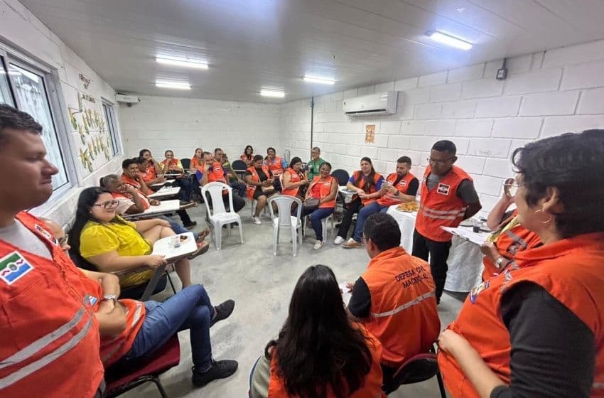 Encontro reuniu representantes de várias comunidades da capital, que são parte do Núcleo Comunitário de Defesa Civil. Foto: Defesa Civil Maceió