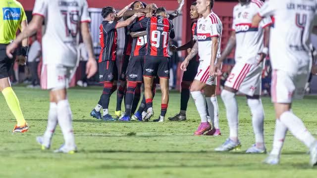Vitória x Flamengo, pela Copa do Brasil (Foto: Márcio José/AGIF)