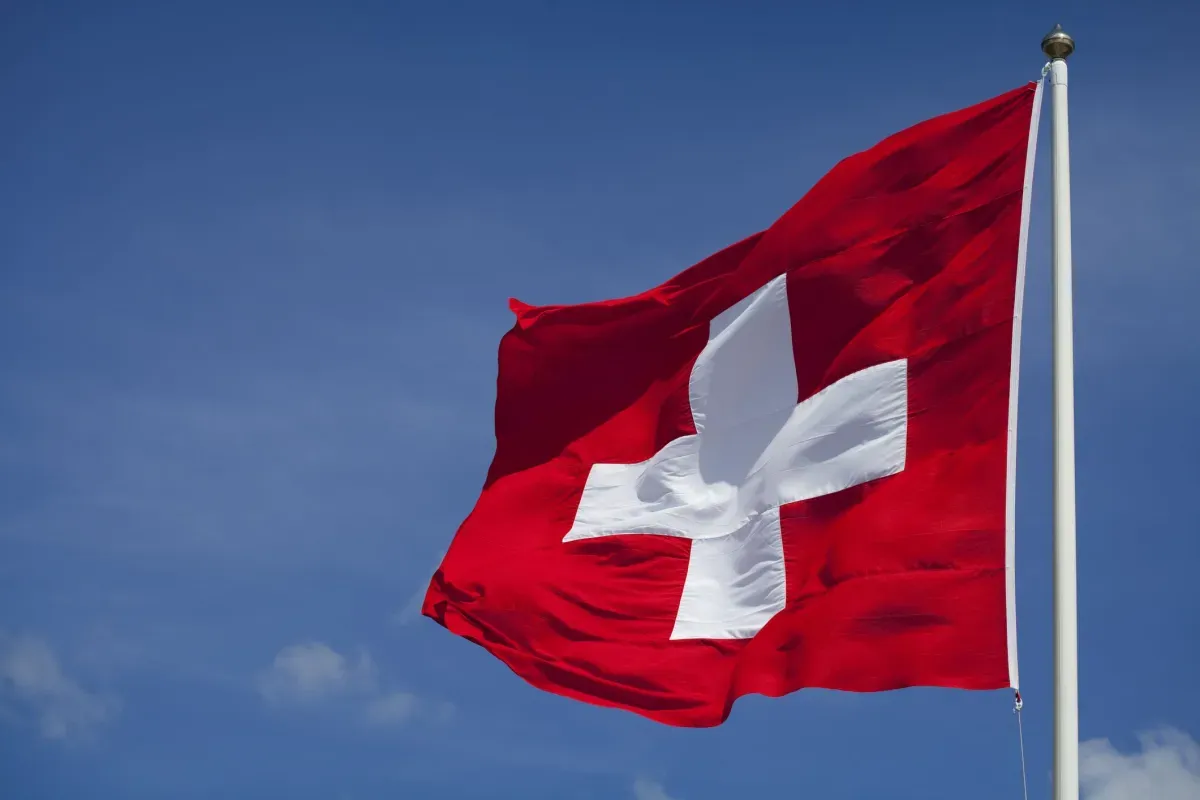 Bandeira da Suíça • Ramberg/Getty Images