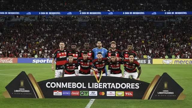 Flamengo escalado para o confronto contra o Estudiantes (Foto: André Durão)