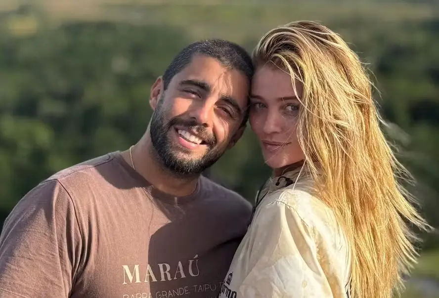 Pedro Scooby e Cintia Dicker — Foto: Reprodução/Instagram