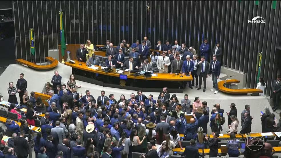 PL da Dosimetria: Congresso derruba veto de Lula ao projeto que reduz as penas do 8 de janeiro — Foto: Jornal Nacional/ Reprodução
