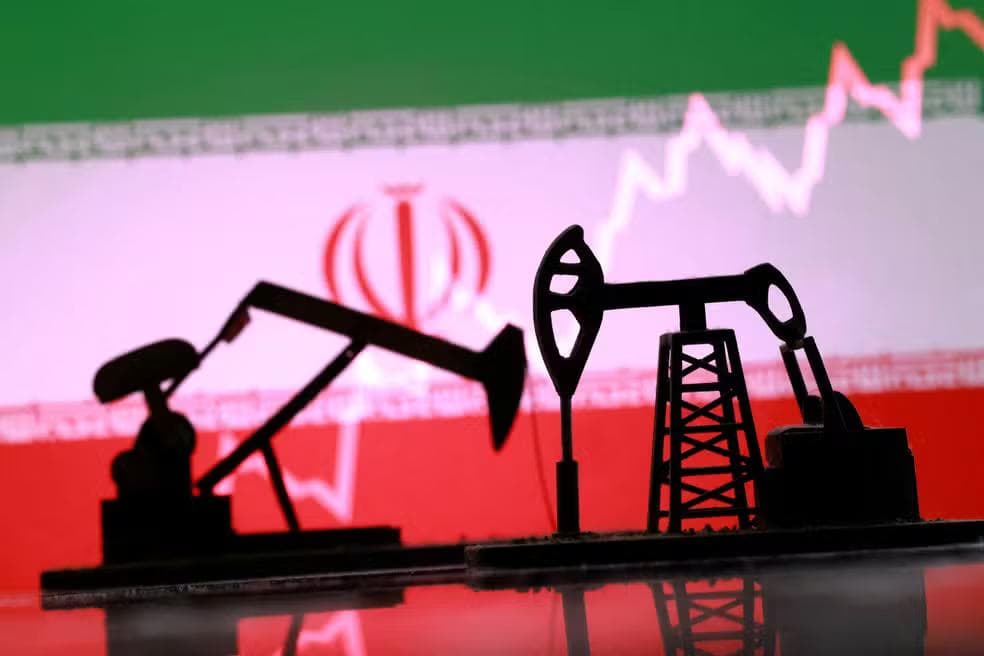 Bombas de extração de petróleo, Irã, Oriente Médio — Foto: Reuters