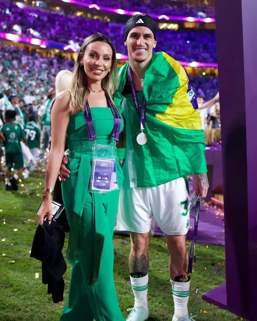 Pais de dois filhos, Bruna e Ibañez decidiram oficializar a união em 2023 — Foto: Reprodução