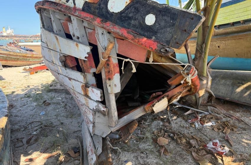 A iniciativa tem como objetivo remover embarcações em estado de abandono, entre outros objetos. Foto: Ascom Semsc