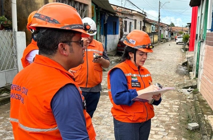 Diretoria social realiza os atendimentos em caso de interdições parciais ou totais dos imóveis. Foto: Defesa Civil Maceió
