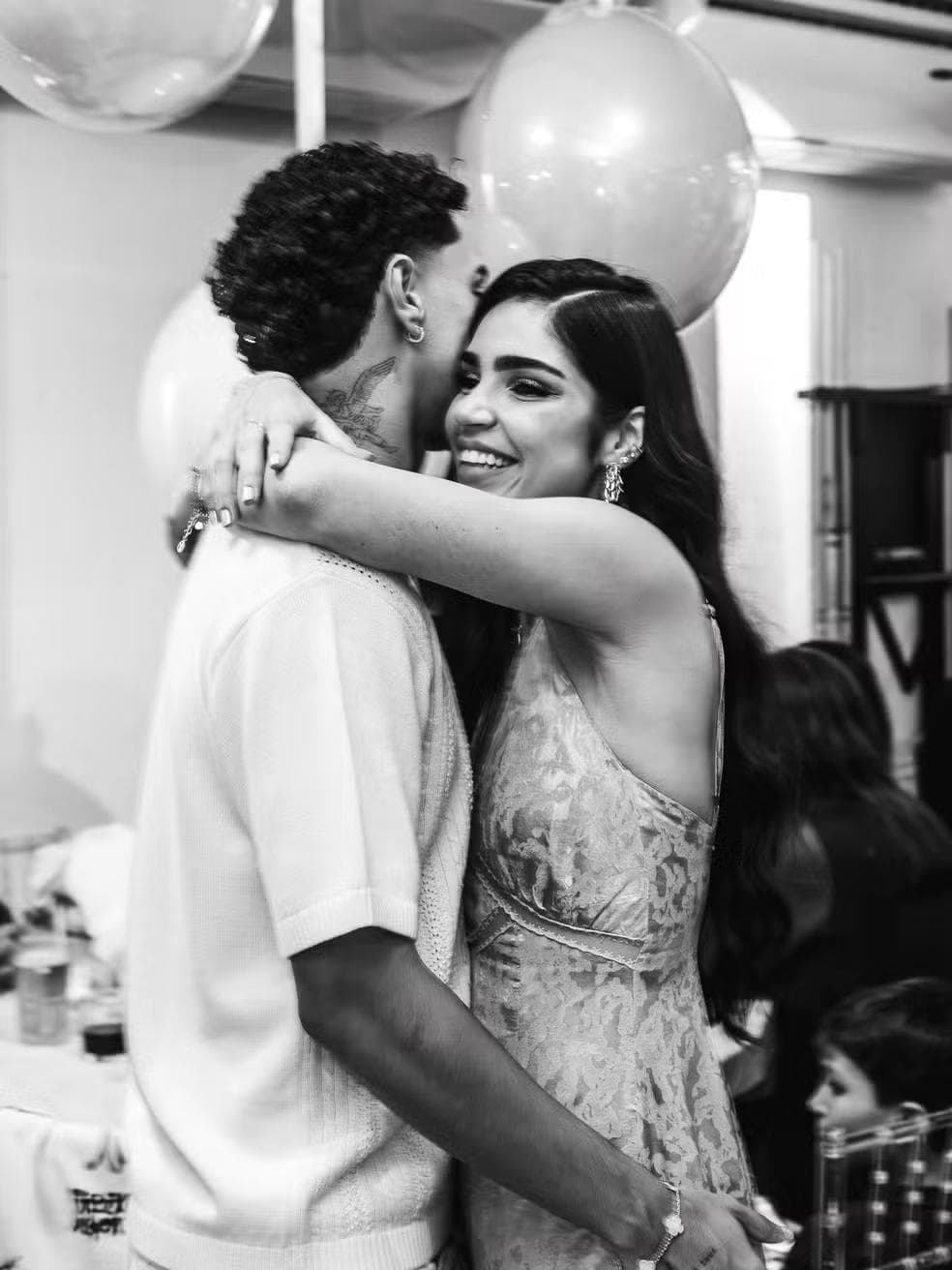 João Mendes e Giovanna Buscacio — Foto: Reprodução Instagram