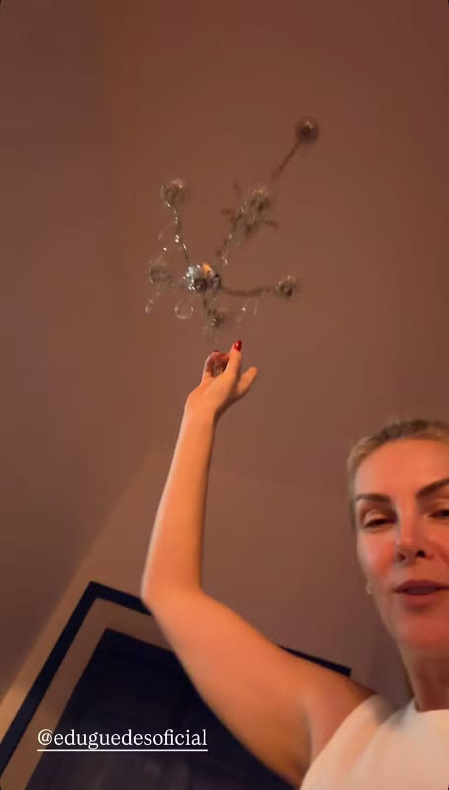 Ana Hickmann e Edu Guedes mostram primeira noite na casa nova e detalhes da decoração — Foto: Reprodução/Instagram