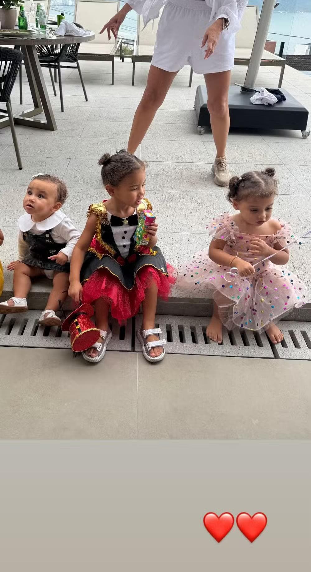Mel, Mavie e Helena, filhas de Neymar — Foto: Reprodução/Instagram