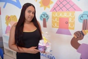 Juliana Santos, 27 anos: ‘eu amo ser mulher’. Foto: Beto Macário/ Secom Maceió