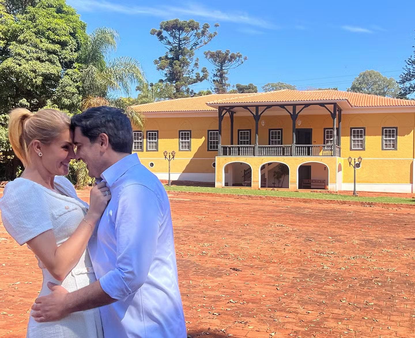 Ana Hickmann e Edu Guedes mostram primeira noite na casa nova e detalhes da decoração — Foto: Reprodução/Instagram