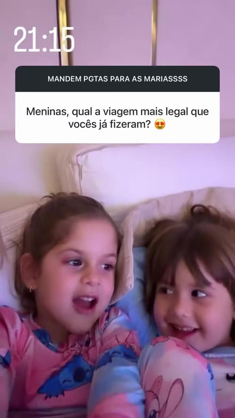 Maria Alice e Maria Flor, filhas de Virginia e Zé Felipe, respondem perguntas de internautas — Foto: Reprodução/Instagram
