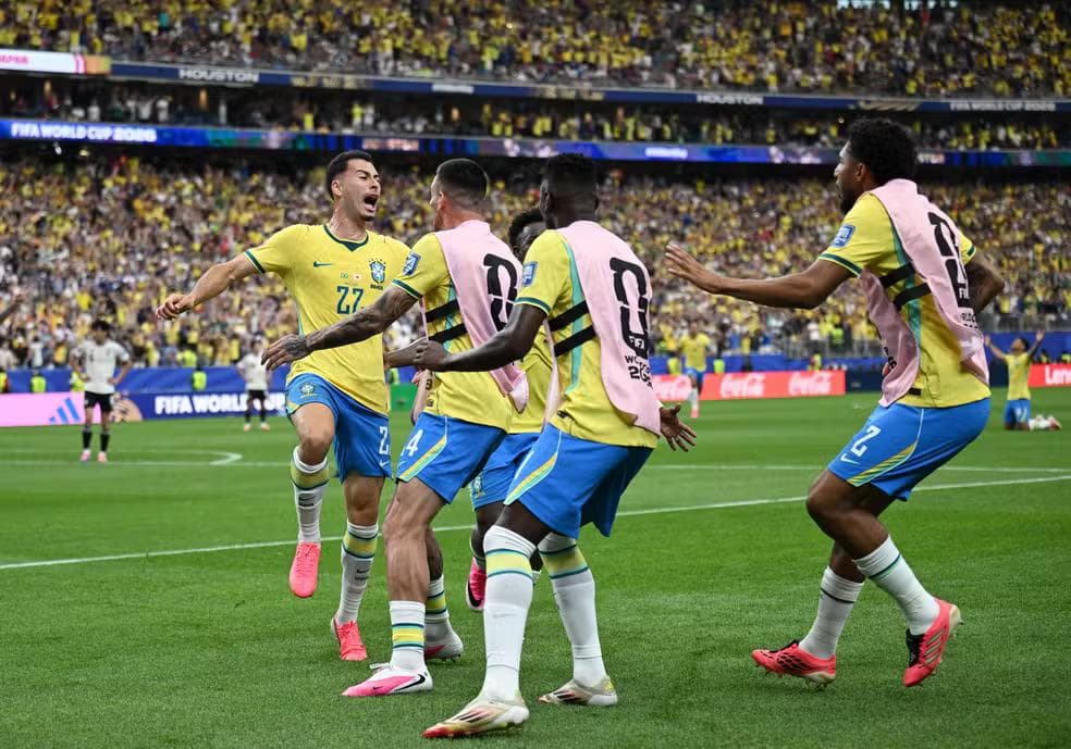 Brasil Martinelli Brasil x Japão — Foto: Annegret Hilse/Reuters