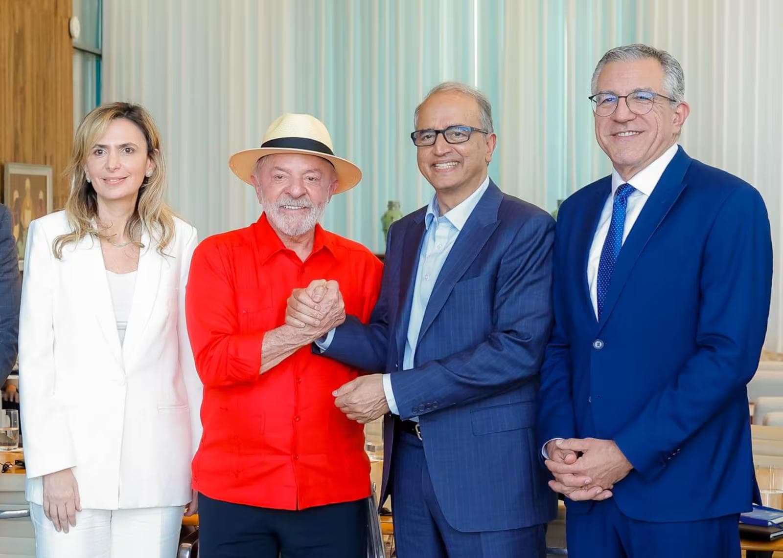 Lula recebeu médico indiano nesta segunda-feira no Palácio do Planalto Divulgação/Thiago Dias