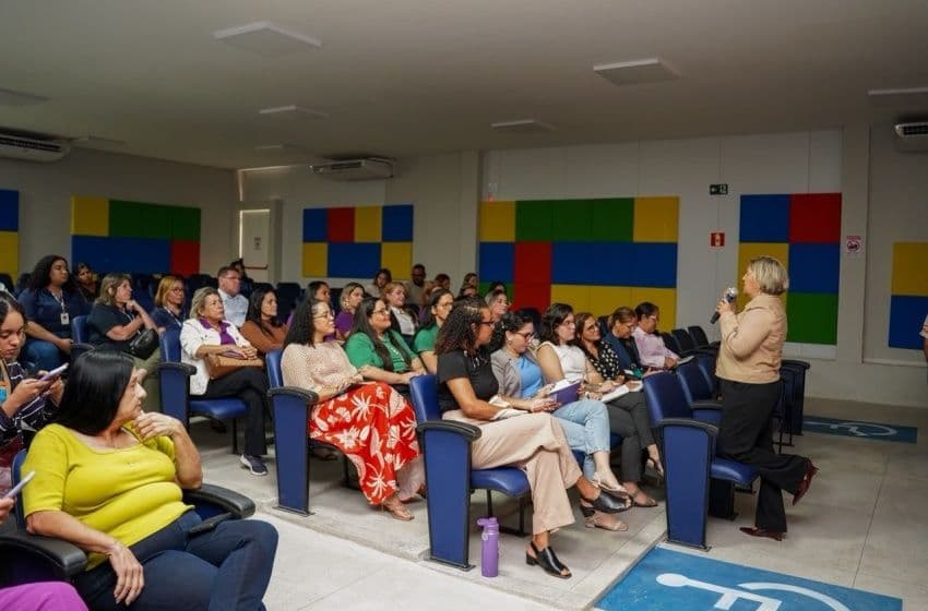 Também foram discutidos temas como confiança, liderança e trabalho em equipe. Foto: Mel Cleto/Ascom Semed