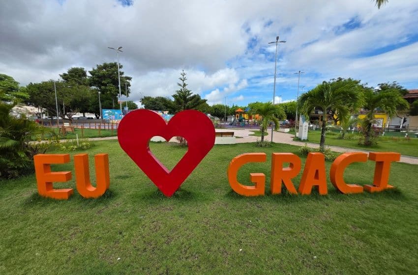Maior conjunto do bairro, Graciliano Ramos foi transformado por investimentos do município.