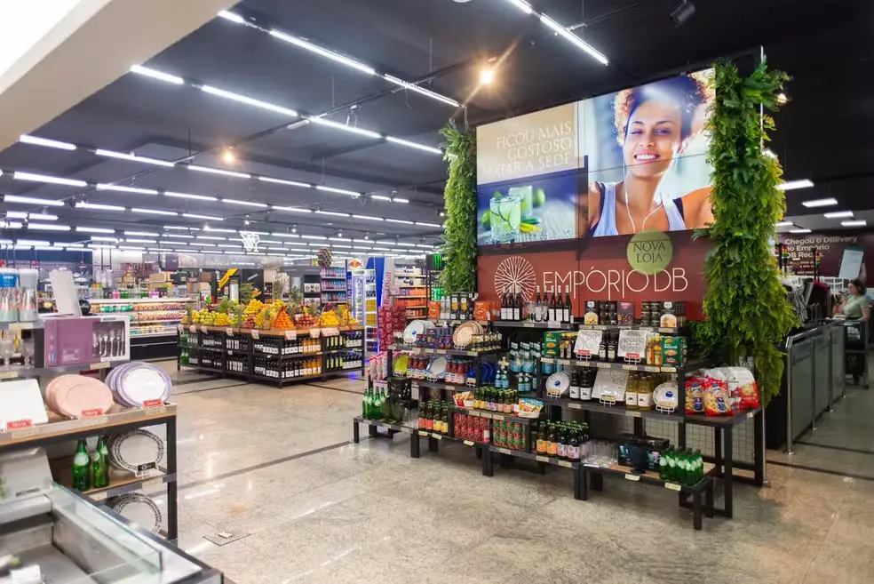 Split payment começará gradualmente em empresas que vendem para outras empresas em 2027 — Foto: DB Supermercados