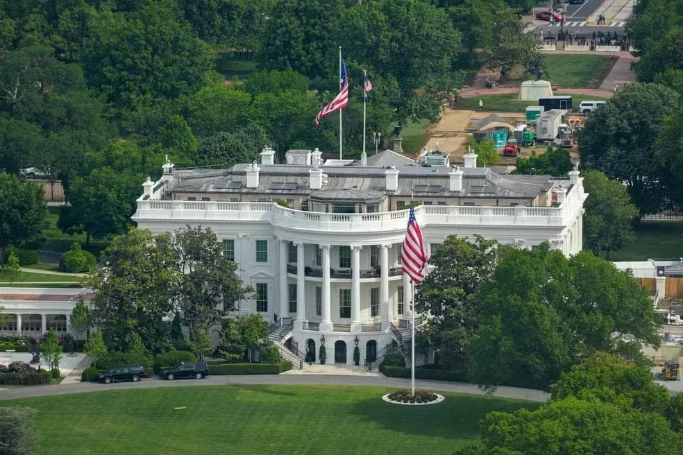Vista aérea da Casa Branca, em 2 de maio de 2026 — Foto: REUTERS/Ken Cedeno