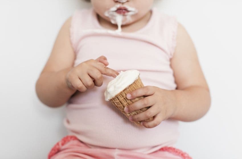 Obesidade infantil é considerada um dos principais desafios de saúde pública da atualidade. Foto: Reprodução/Internet