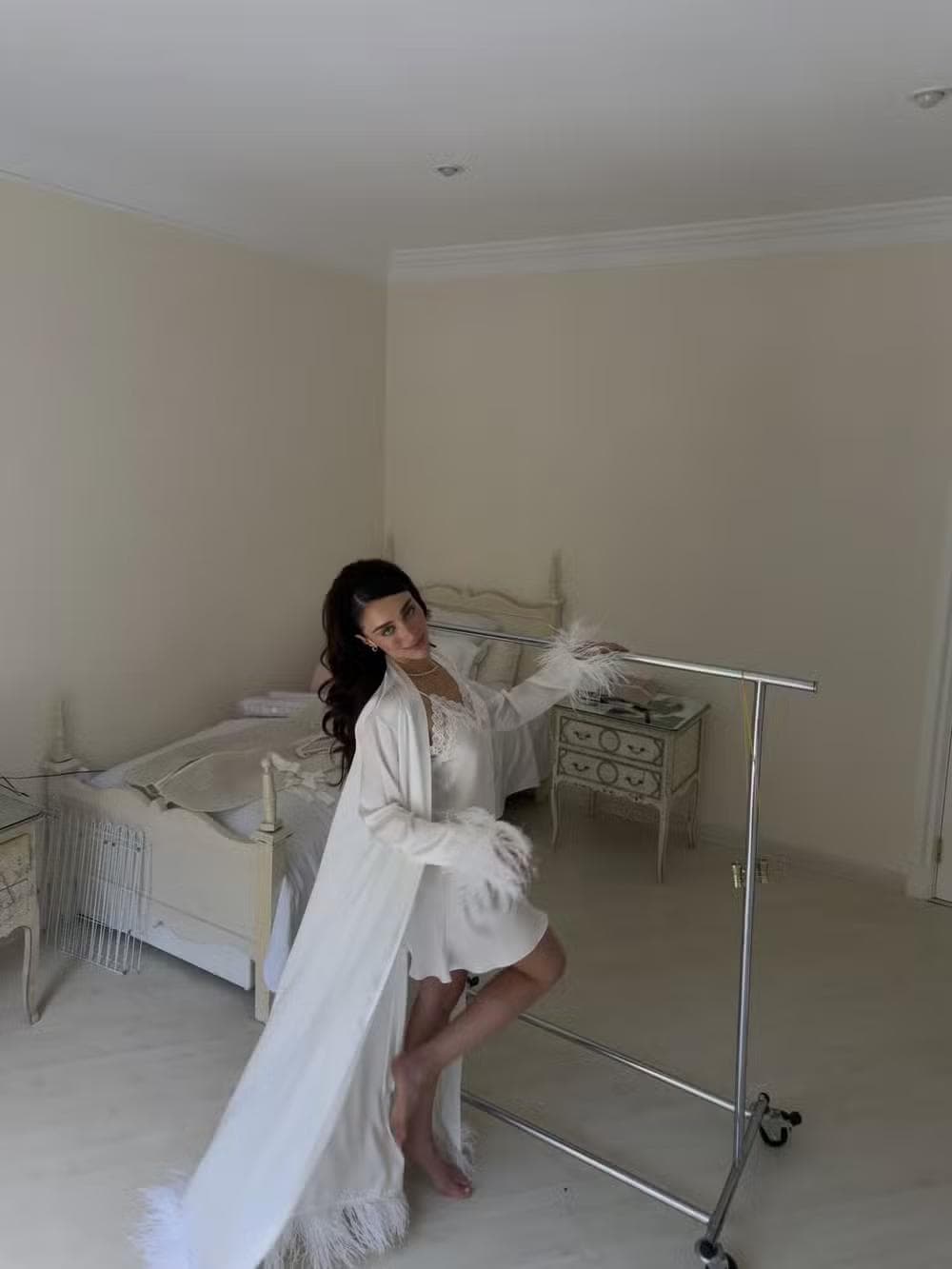 Elisa Zarzur mostra preparativos para casamento civil com Alexandre Negrão — Foto: Reprodução/ Instagram