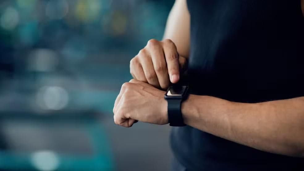 Smartwatches podem aumentar ansiedade ao monitorar sinais do corpo, diz estudo — Foto: Adobe Stock