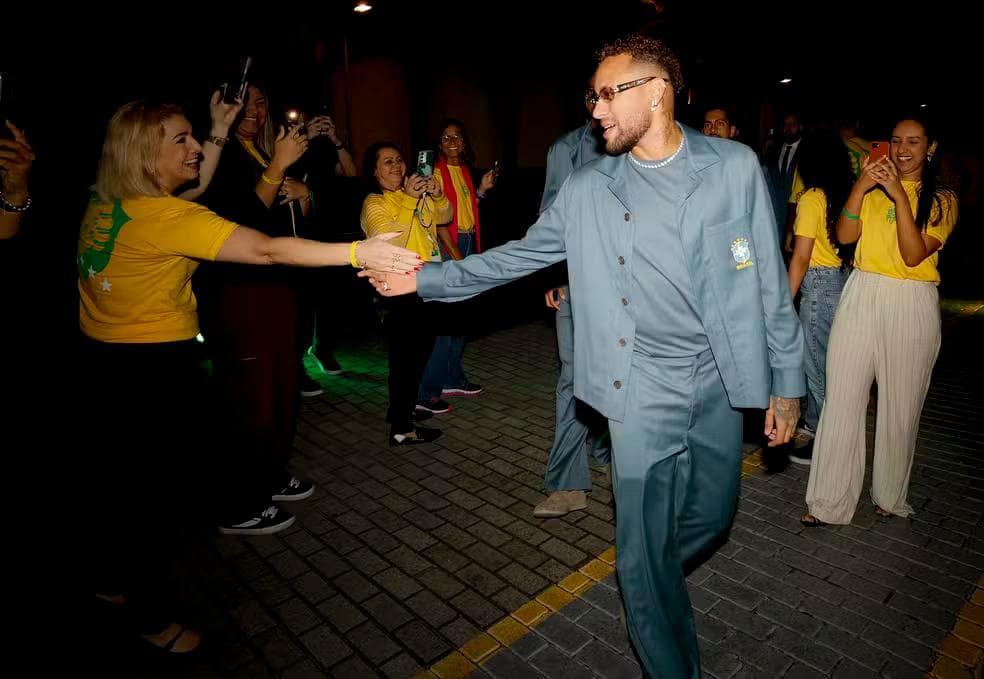 Neymar - Embarque - Seleção Brasileira - Copa do Mundo — Foto: Rafael Ribeiro / CBF