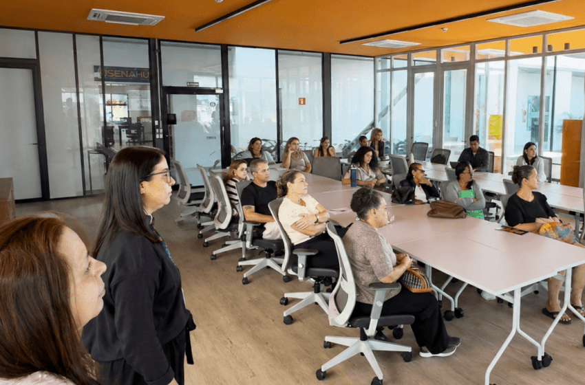 Aulas ocorrem no Senai Poço e participantes aprendem sobre marketing digital e inteligência artificial. Foto: Cortesia.