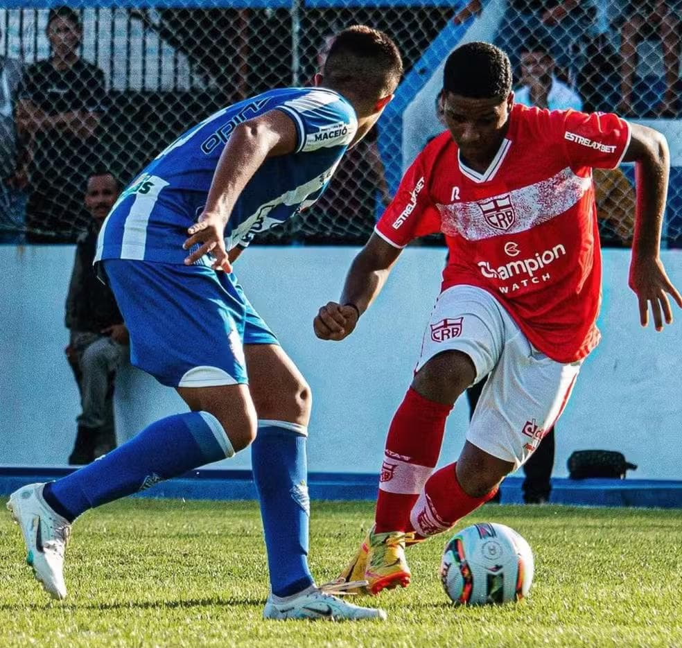 Denílson também atuou na base do CRB — Foto: Arquivo Pessoal