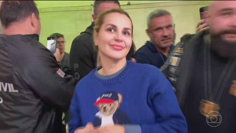 Operação que prendeu Deolane Bezerra partiu de bilhetes achados em cela da Penitenciária de Presidente Venceslau (SP) — Foto: Jornal Nacional/ Reprodução