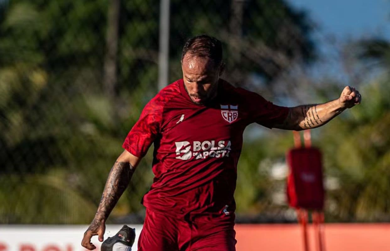 Douglas Baggio durante treino do CRB nesta semana — Foto: Francisco Cedrim/ASCOM CRB