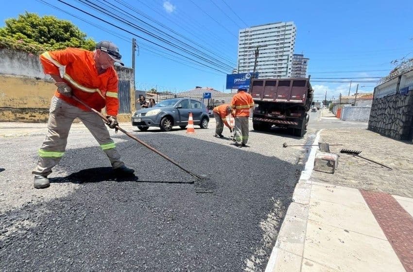 Operação Tapa-Buraco em Maceió. Foto: Ascom Seminfra