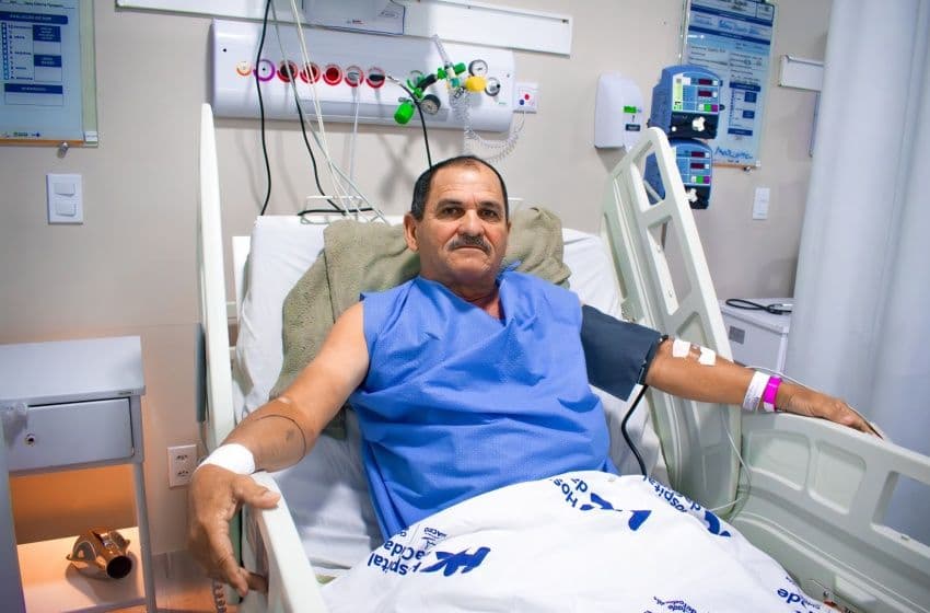 José Robson recebeu alta após tratamento cardíaco no Hospital da Cidade. Recuperado e agradecido, ele destacou o acolhimento e a dedicação das equipes que o acompanharam durante toda a internação. Foto: David Silas/ Ascom Maceió Saúde